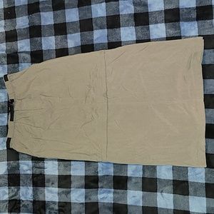 Vintage. 90's. Columbia Sportswear. Outdoor dress/skirt. Women's size M